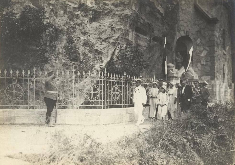 ������� II � ������ � ����������� 15 ��� 1915 ����