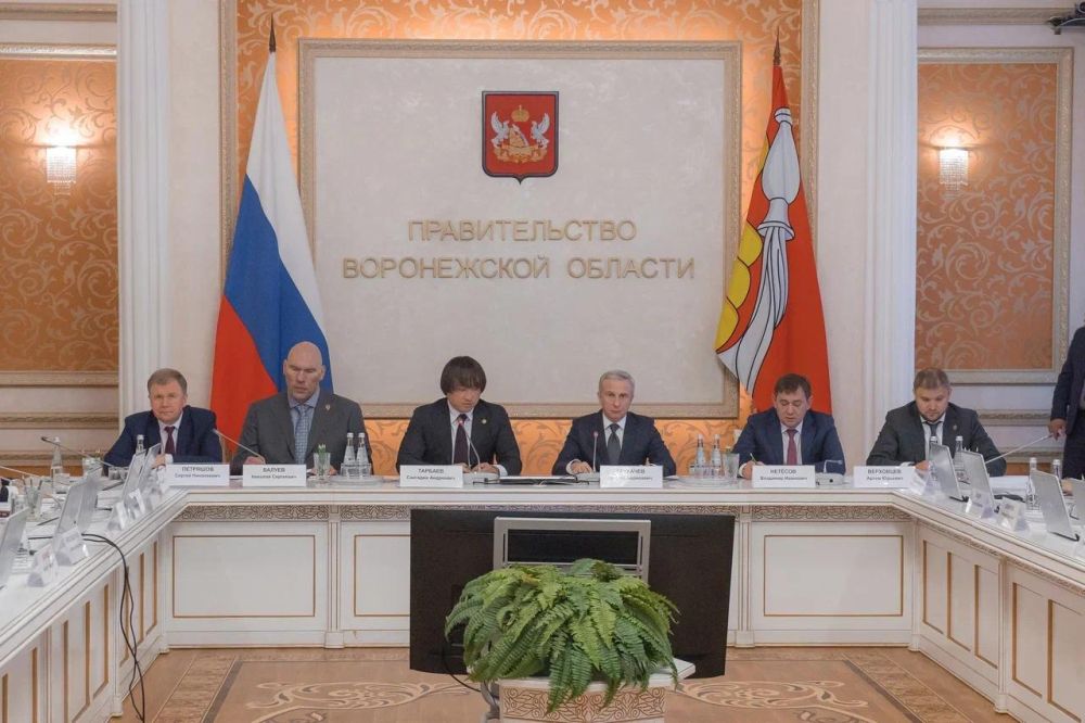 ������� �����: � �������� ������ ������� ���� �������� �� ������� � �������� ������������� �������������� �� ����: ����������� ��������� � � ������� �� ����������� �������� �������