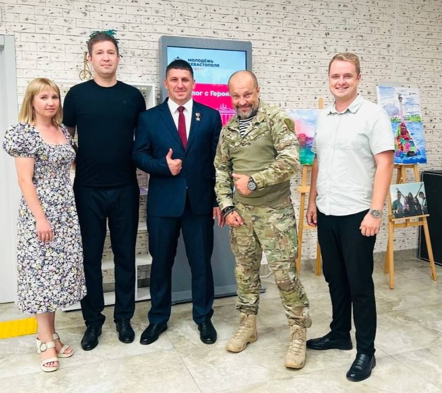 Денис Кондратьев: Работаем плечом к плечу с героями