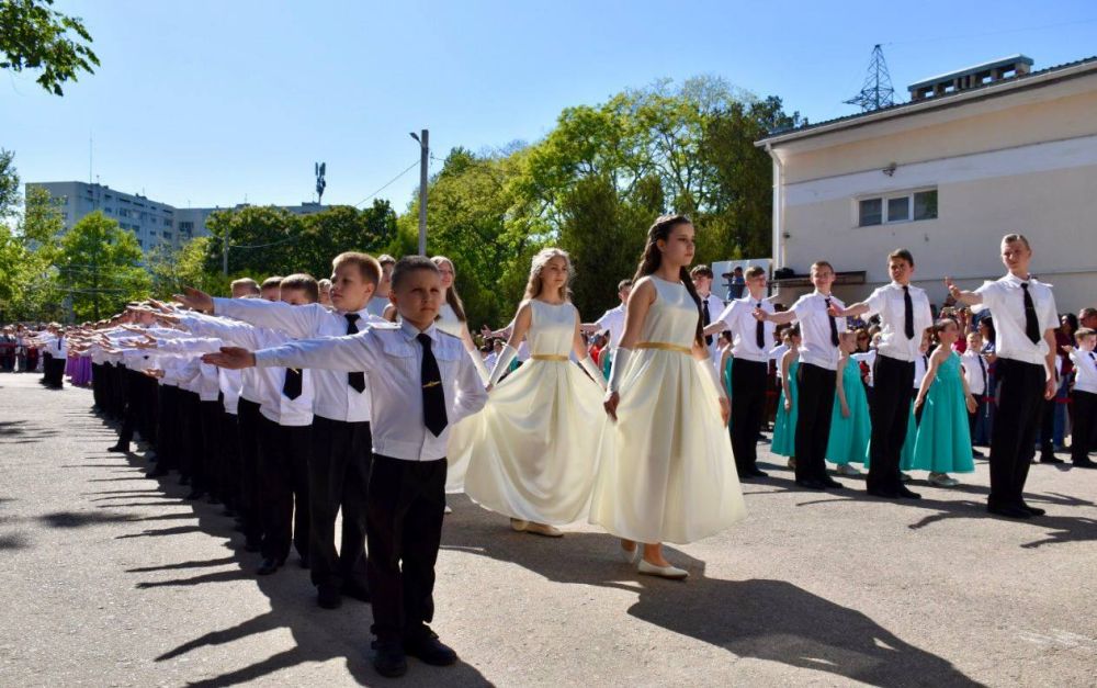 ����� ���, �������� ���. ������ � ����� �����