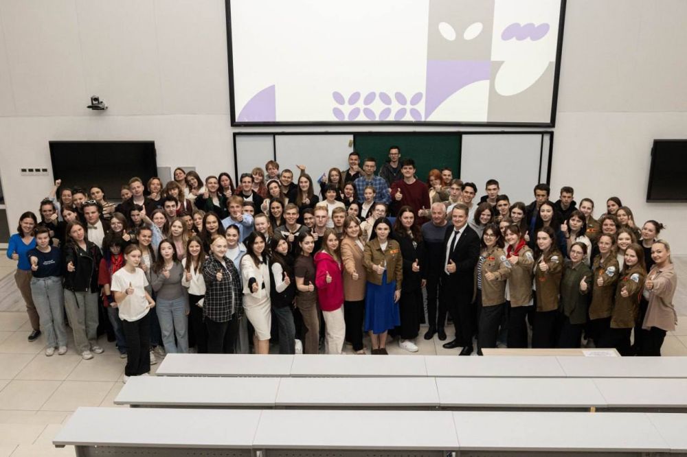 Денис Кондратьев: В Севастопольском государственном университете состоялись пробные защиты тематических смен – заданий, которые выполняли студенты в рамках школы подготовки вожатых Денис Кондратьев: В Севастопольском государственном университете состоялись пробные защиты тематических смен – заданий, которые выполняли студенты в рамках школы подготовки вожатых