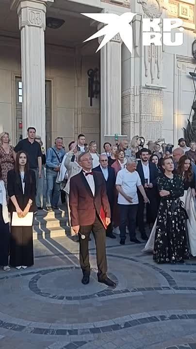 �� "������� �������" ���IV ��� �������� ������� � ���������� � ���������� ������ ����