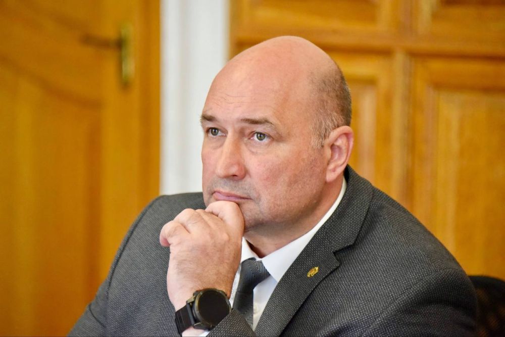 �������� ������: �������� ������ ������� � ������ �������� ����� �������������� ���������� �������: �� ������ � � �������, � ������ �������� ���������� ����������� �������������� ����������� ��������