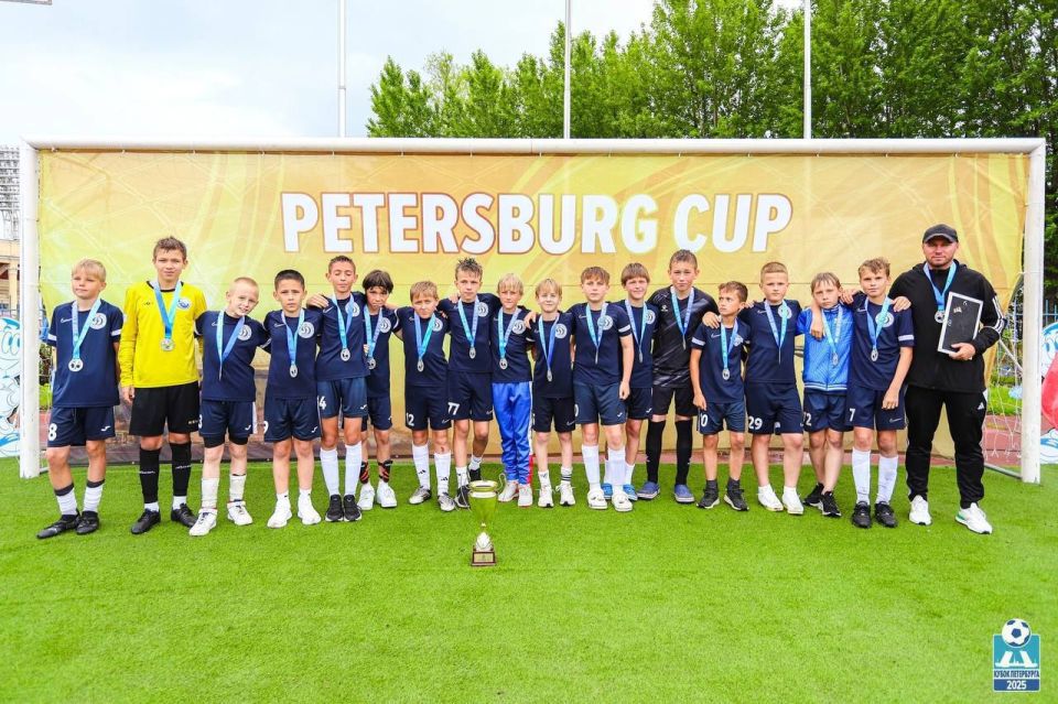     3     PETERSBURG CUP