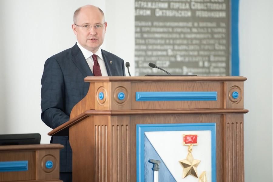 Губернатор Севастополя Михаил Развожаев вместе с командой комплексно поддерживают участников специальной военной операции