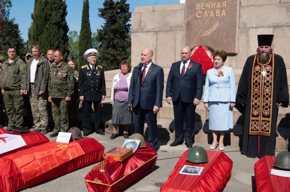 � ������������ ���� ����� ������������� �������������, ������������� � �����������