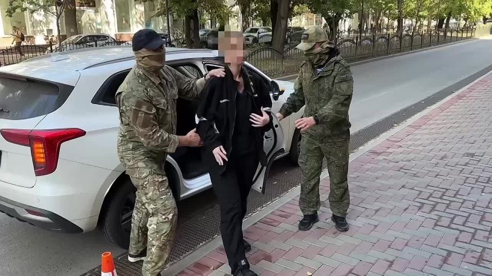 Жительнице Ялты вынесли приговор за госизмену