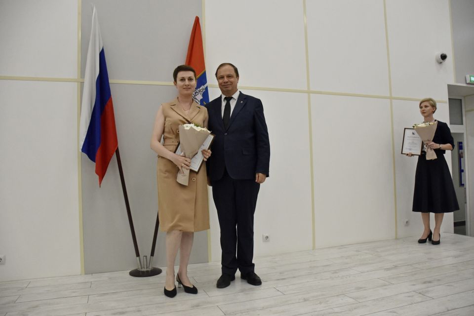 ��������� �������: �������� ��� ����������� ��������� � 10-����� �� ��� ����������� ������������ ����� � ���������� ������ ��������� ����������� ���������� ������������� �����������, ����������� ���� ����������