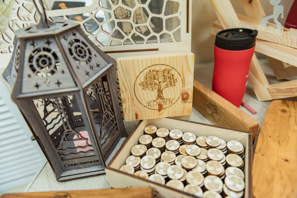 Михаил Развожаев: Сегодня для жителей Северной стороны Севастополя благодаря нацпроекту «Семья» открылось новое отделение социальной помощи Михаил Развожаев: Сегодня для жителей Северной стороны Севастополя благодаря нацпроекту «Семья» открылось новое отделение социальной помощи