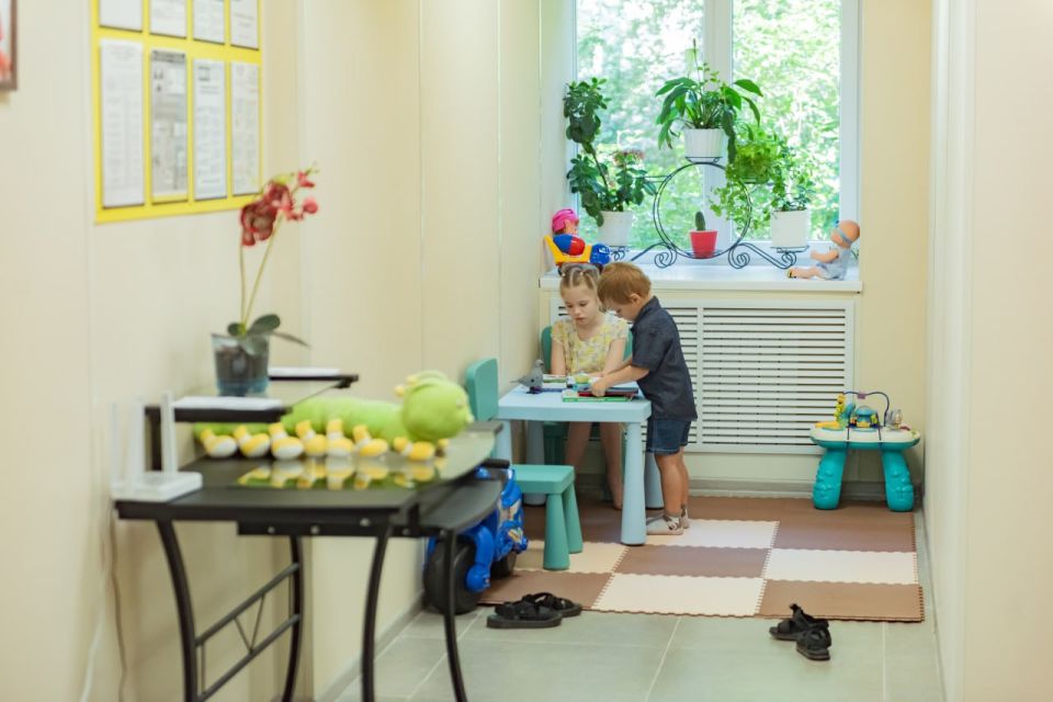 Михаил Развожаев: Сегодня для жителей Северной стороны Севастополя благодаря нацпроекту «Семья» открылось новое отделение социальной помощи Михаил Развожаев: Сегодня для жителей Северной стороны Севастополя благодаря нацпроекту «Семья» открылось новое отделение социальной помощи