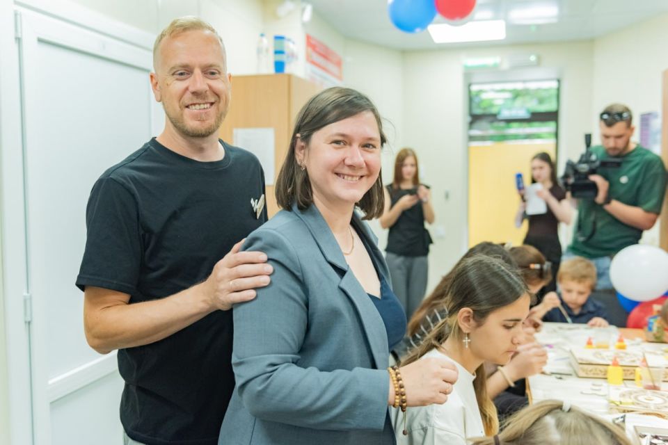 Михаил Развожаев: Сегодня для жителей Северной стороны Севастополя благодаря нацпроекту «Семья» открылось новое отделение социальной помощи Михаил Развожаев: Сегодня для жителей Северной стороны Севастополя благодаря нацпроекту «Семья» открылось новое отделение социальной помощи