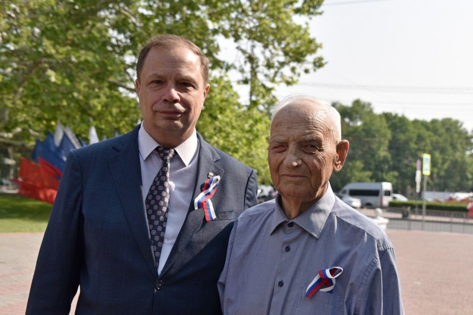 ��������� �������: � ���� ������, ������� ���� ������� � ��������� ������� ����� �������, �� ��������� ����� � ����� � ������� ���� � ��������� ����������� ������� ����������� 1941-1942 �����