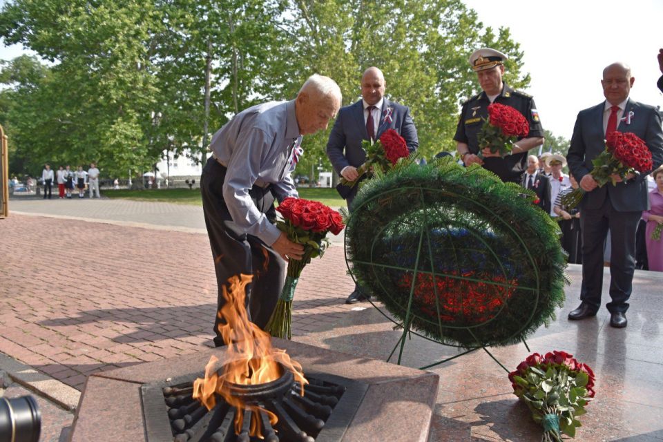 ��������� �������: � ���� ������, ������� ���� ������� � ��������� ������� ����� �������, �� ��������� ����� � ����� � ������� ���� � ��������� ����������� ������� ����������� 1941-1942 �����