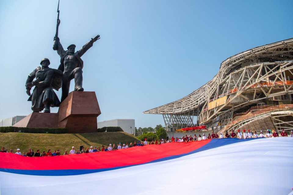 Денис Кондратьев: Отпраздновали День России вместе с молодежью Севастополя! Денис Кондратьев: Отпраздновали День России вместе с молодежью Севастополя!