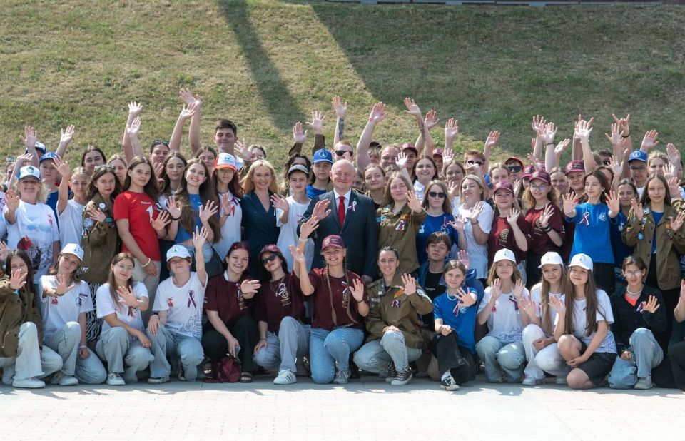 Денис Кондратьев: Отпраздновали День России вместе с молодежью Севастополя! Денис Кондратьев: Отпраздновали День России вместе с молодежью Севастополя!