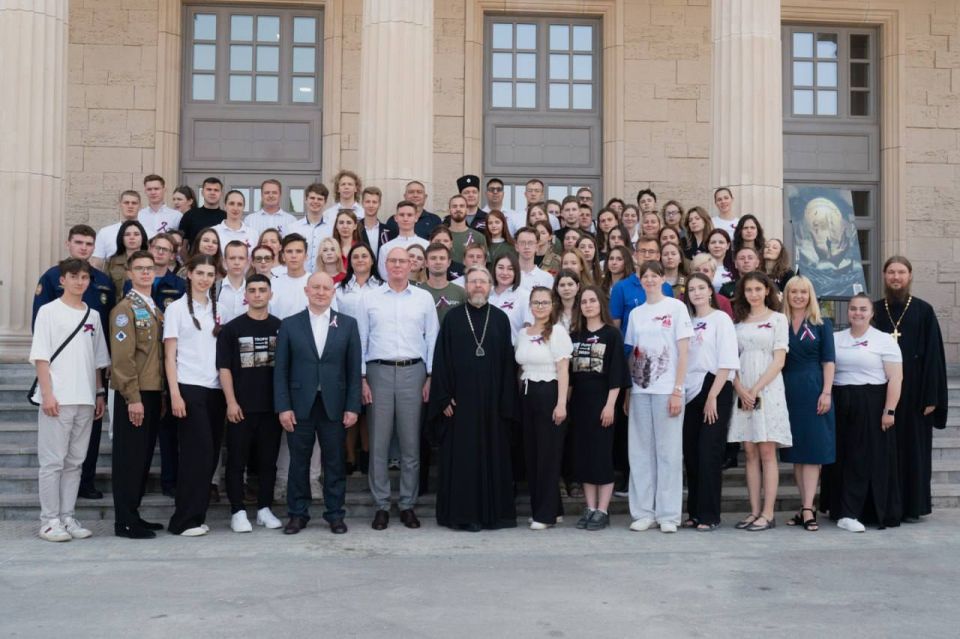 Денис Кондратьев: Отпраздновали День России вместе с молодежью Севастополя! Денис Кондратьев: Отпраздновали День России вместе с молодежью Севастополя!