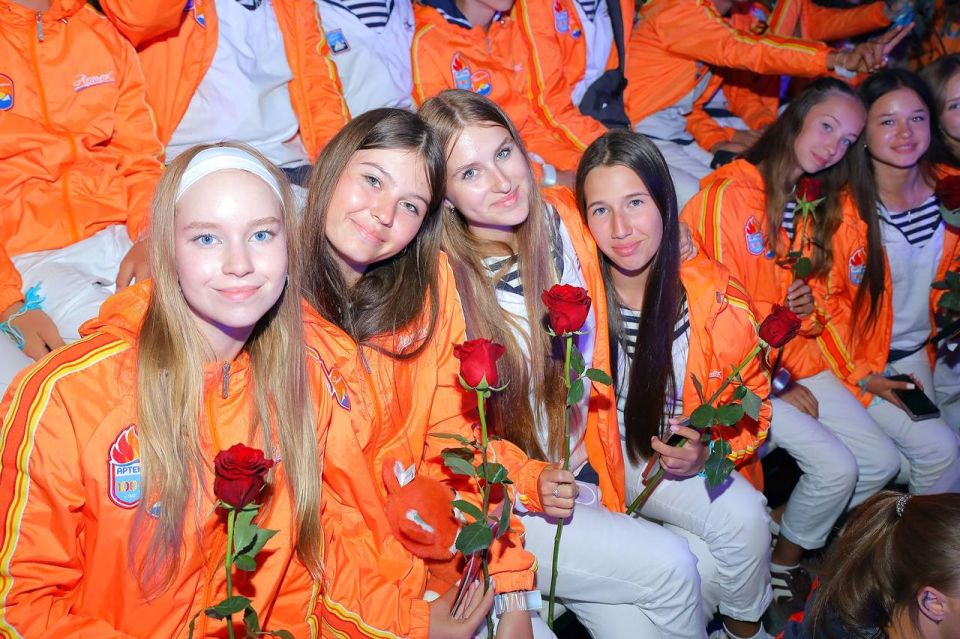 ����� ������: �������� ������������� �� ��������� ��������, ����������� 100-����� �������