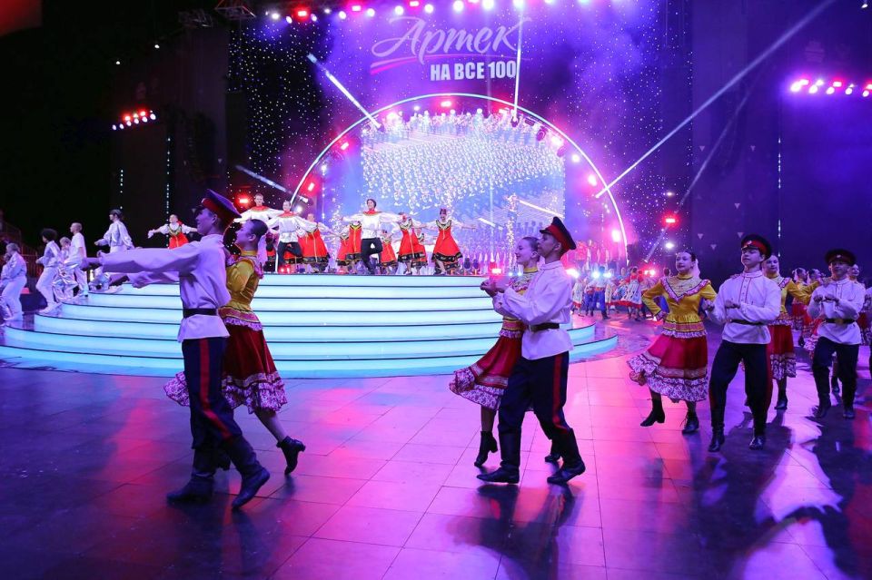 ����� ������: �������� ������������� �� ��������� ��������, ����������� 100-����� �������