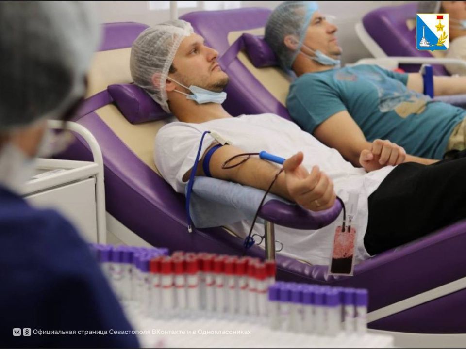 В севастопольском центре крови прошла акция, приуроченная к Всемирному дню донора