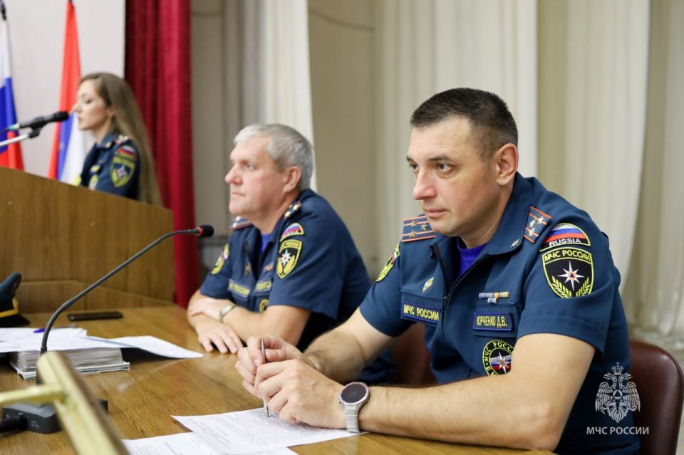 Актуальные вопросы безопасности обсудили на инструкторско-методическом занятии в МЧС России по Севастополю