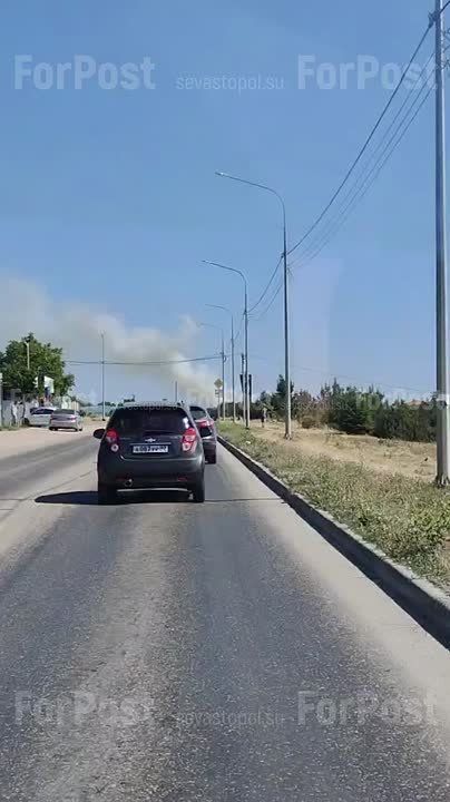Ещё один сильный пожар в районе дач на Молочной балке