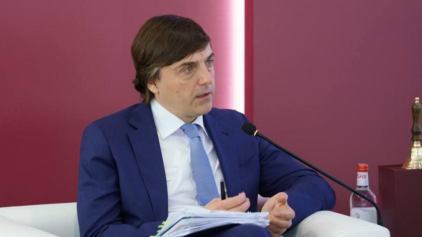 Татьяна Лобач: Посетила панельную дискуссию «Профессионалитет: экономические эффекты и национальные приоритеты» в рамках ПМЭФ, где выступал Губернатор Севастополя Михаил Развожаев