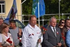 Александр Кулагин: За последние два дня участники автопробега &quot;Дорогами Победы -2025&quot; преодолели более 1000 км. Побывали в Городах Воинской славы Елец и Орёл, прибыли в Город-Герой Смоленск, где встретились с...