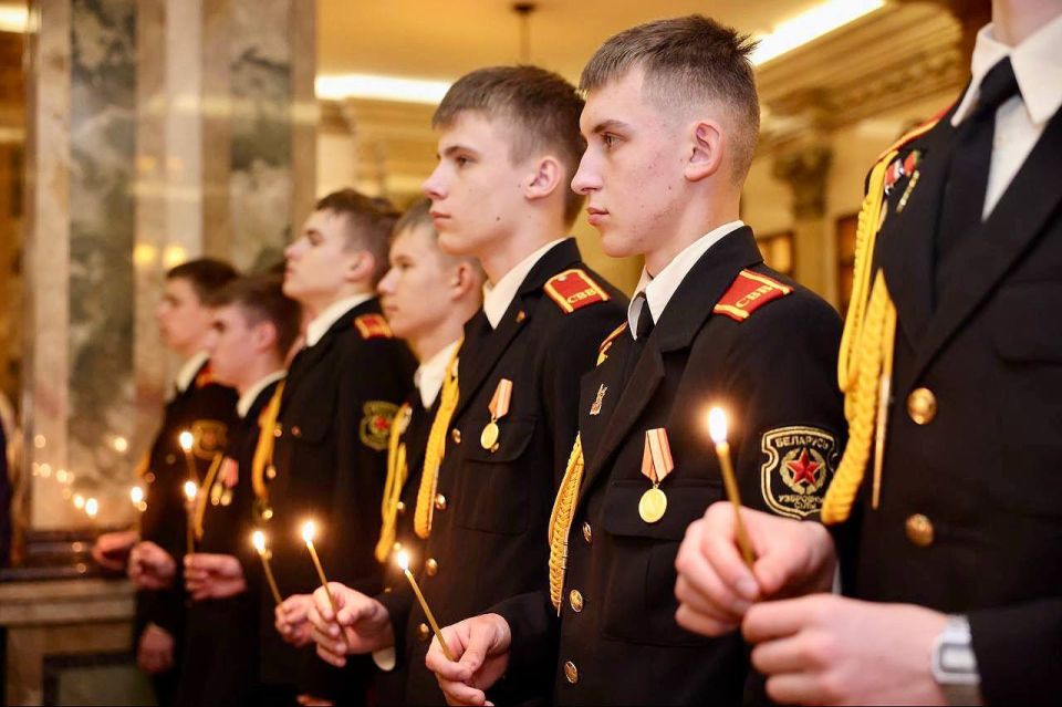 �������� ������: ������ ������� � ��������� �������� 11 ������ � ����� �������-������ � ������ �������� �����-��������� �� ��� ���� ������ � � ������ � �������, �������� ��������� ������ �����������