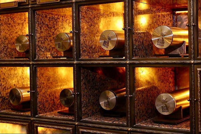 �������� ������: ������ ������� � ��������� �������� 11 ������ � ����� �������-������ � ������ �������� �����-��������� �� ��� ���� ������ � � ������ � �������, �������� ��������� ������ �����������