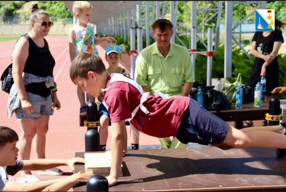 ��� �� ���!. �� �������� ����� 200-����� ����������� ���������� ����� ��� ������ ��� � � ����������� ������