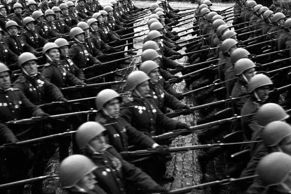 ��������� ���������: 80 ��� �����, 24 ���� 1945 ���� � ������ �� ������� ������� ��������� ����� ������, �������������� ������� ���������� �������� � ������� ������������� �����