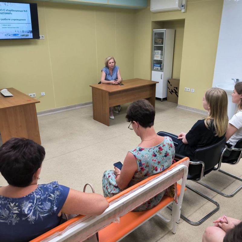 Руководители городских больниц №1, №4, №5 и №9, стоматологии, онкодиспансера Севастополя и Инфекционной больницы встретились с севастопольцами, чтобы обсудить актуальные вопросы здравоохранения Руководители городских больниц №1, №4, №5 и №9, стоматологии, онкодиспансера Севастополя и Инфекционной больницы встретились с севастопольцами, чтобы обсудить актуальные вопросы здравоохранения