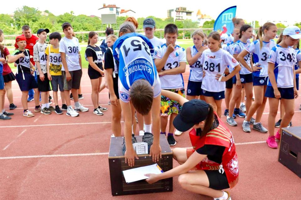 �� �������� 200-����� ����������� ������������ ����� ���������� ���