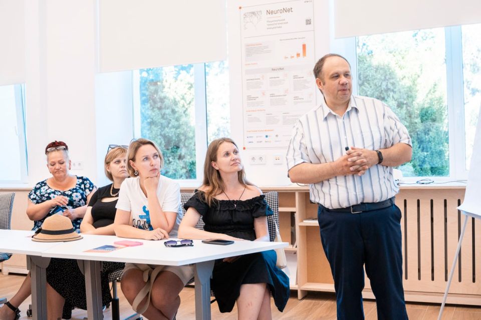 В День семьи, любви и верности в городской Точке кипения поговорили о здоровой атмосфере в семье В День семьи, любви и верности в городской Точке кипения поговорили о здоровой атмосфере в семье