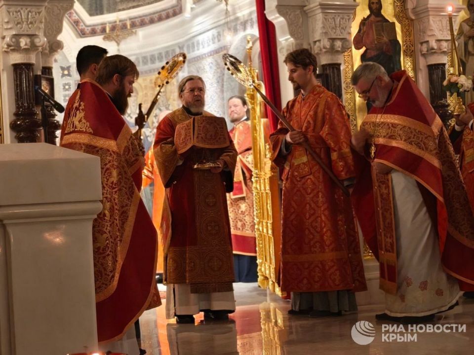 ���� ��������� ������ ��������� � �����������