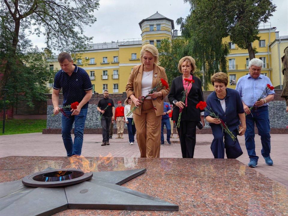 ��������� ���������: � ������ ������� ��� �������� ������ � ��������� ������ � ��������� �������� ��������� ����� � ������� ����, ����������� � ������������ ���������� � �������������, ������ ���������� ���������� ��������...