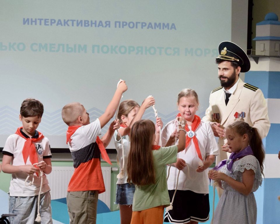В МКЦ «Бухта Казачья» прошла интерактивная программа ко Дню ВМФ