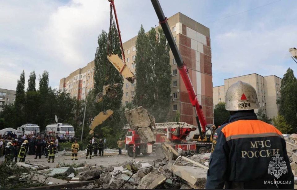 ��������������� 4 �������, � ��� ����� �������, ���������� ����� ��������� ����� ���� � �������� ��-�� ������ ���� � ���