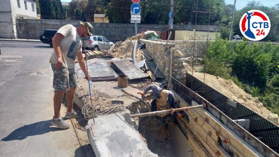 � ����������� ����������� ��������� ����� � ������� ����������� ���������������