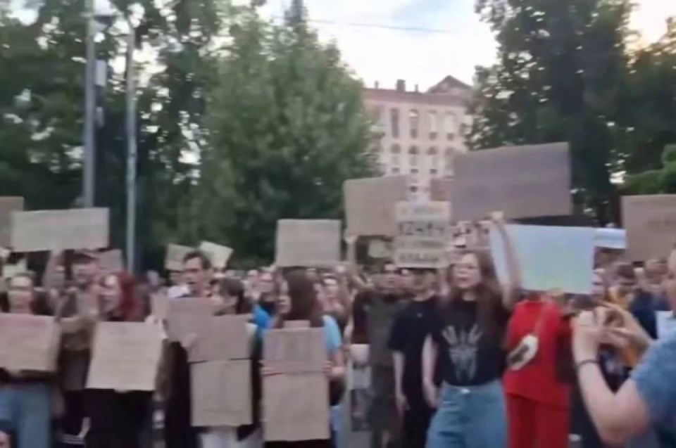 �������� ���������� � ������ ������ �� ����� ��������� � �����