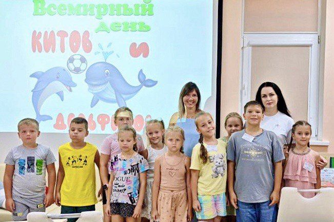 В гости к дельфинам — в библиотеку! В гости к дельфинам — в библиотеку!