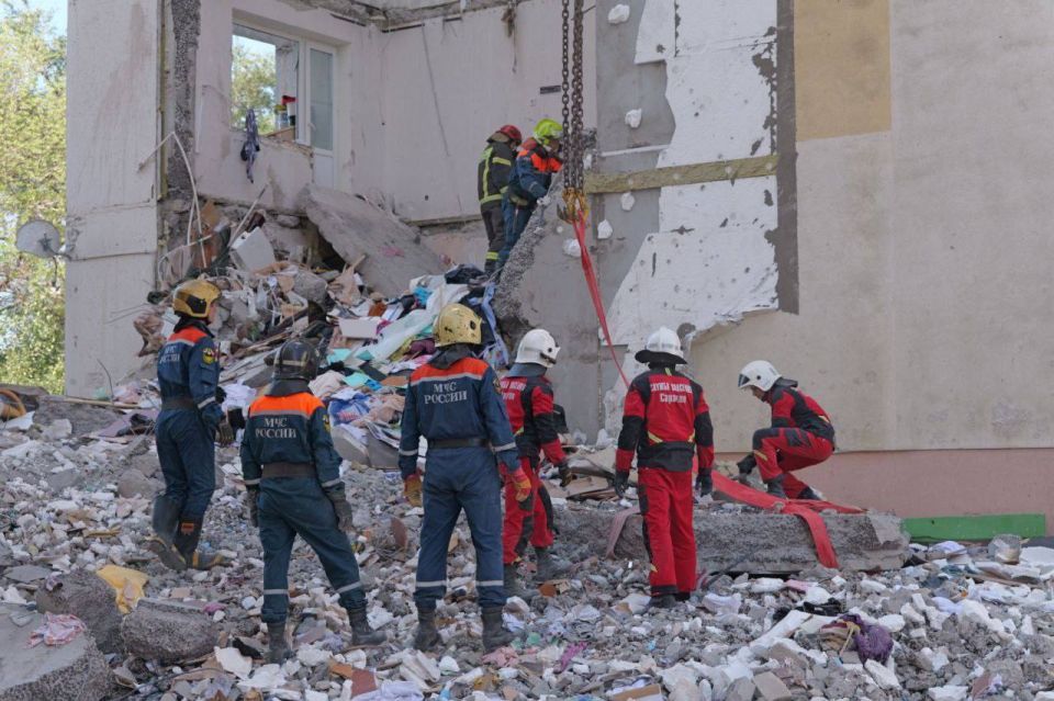 Семьям погибших из-за взрыва газа в доме в Саратове выплатят по 1 млн руб