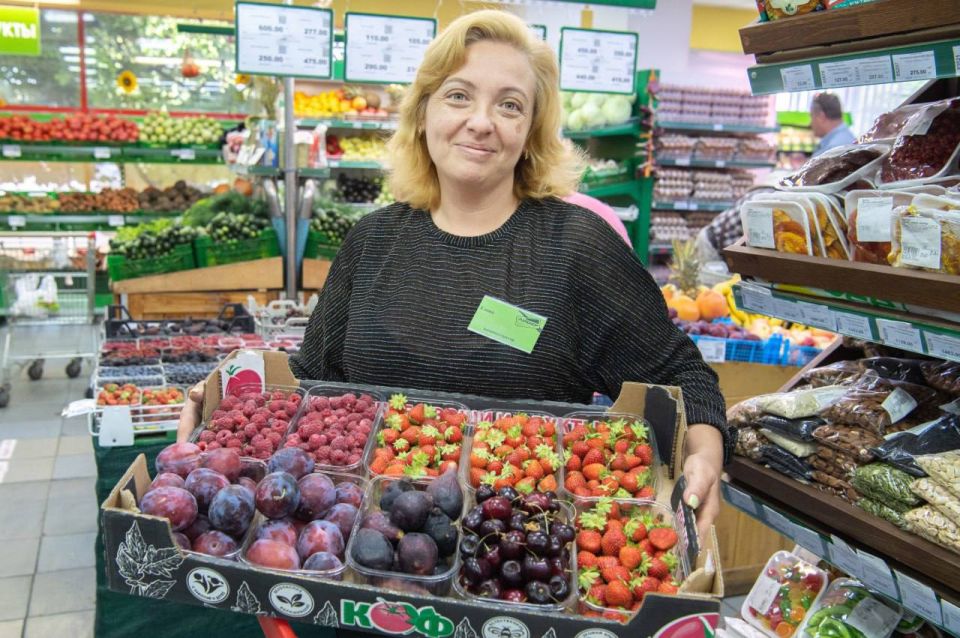Губернатор Севастополя Михаил Развожаев поздравил работников в сфере торговли с профессиональным праздником