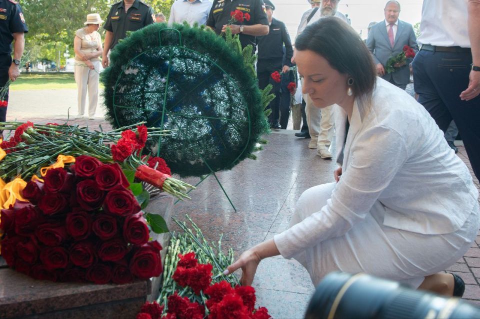 ����� �������: ��������� ������� ������ � �������� �����!