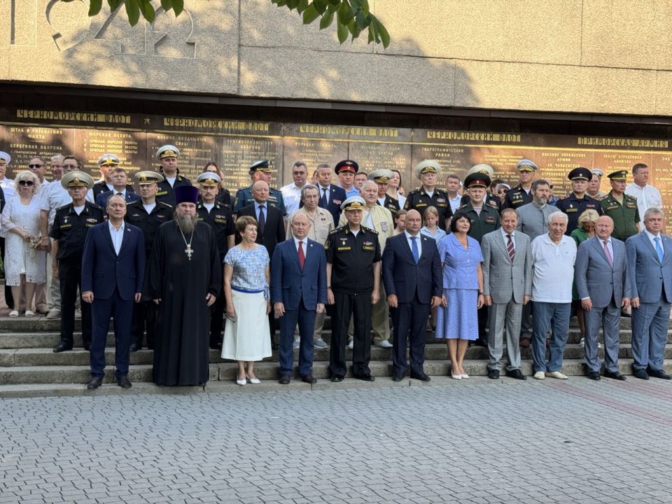 ���������� �������: ����������� �������� ���� ������-�������� ����� ������