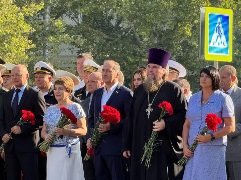 ������� �����: ������� ������-����������! ��������! �������������! ���������� ��� � ���� ������-�������� ����� ���������� ���������!