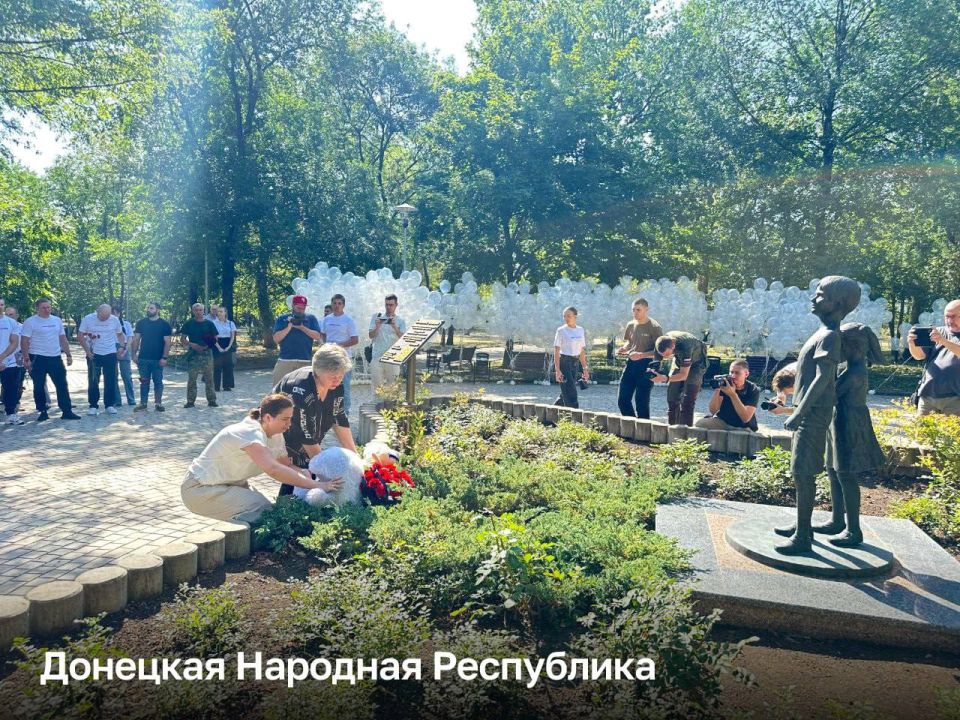 Мария Львова-Белова: Память детей-жертв войны в Донбассе почтили по всей России – тепло и от всего сердца