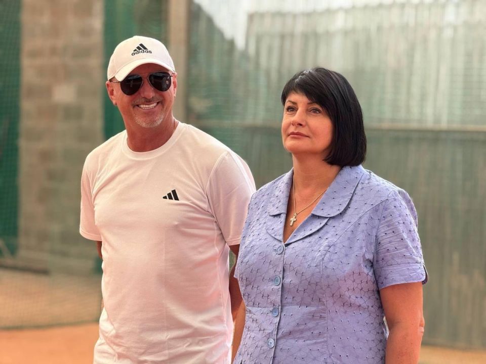 Татьяна Лобач: В Севастополе и Москве состоялся юбилейный ХХ теннисный турнир «Большая Бескозырка» Татьяна Лобач: В Севастополе и Москве состоялся юбилейный ХХ теннисный турнир «Большая Бескозырка»