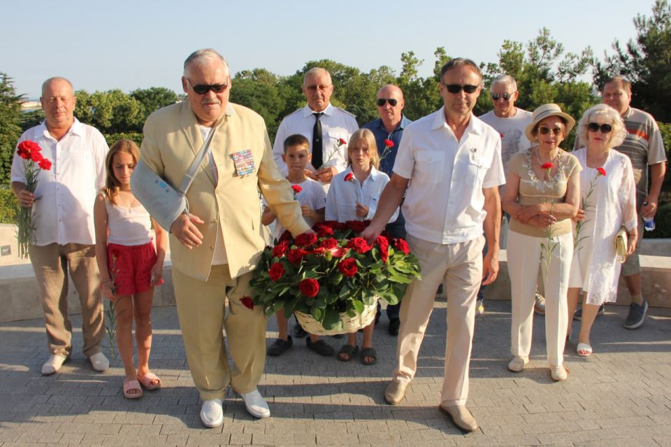 ���������� �������: �������� ��� ������-�������� ����� ������ � ����������� � ������ ��������� ��������� �� ��������� ������ �������� ����������