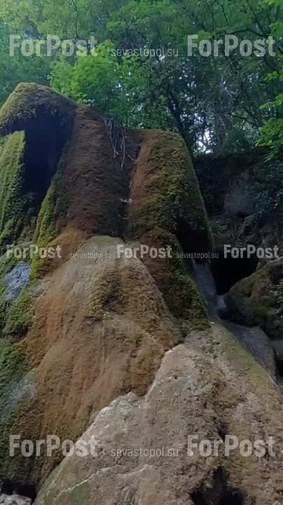 Летом можно охладиться не только в море, но и в горах Крыма